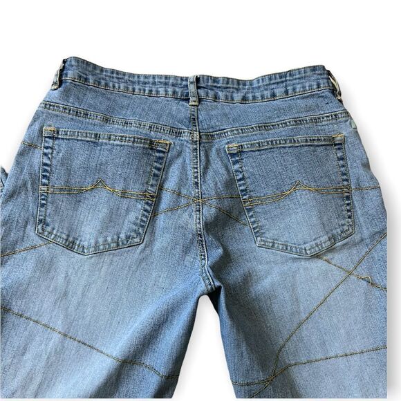 Azzure jeans Y2K crisscross pattern mid-rise jeans size 33 - Picture 5 of 10